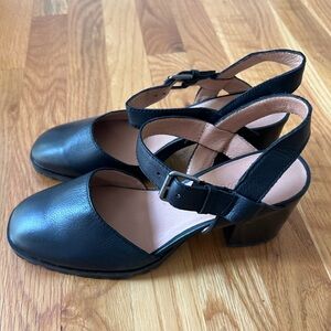 NWOB Madewell Leather Chunky Heel, Size 9